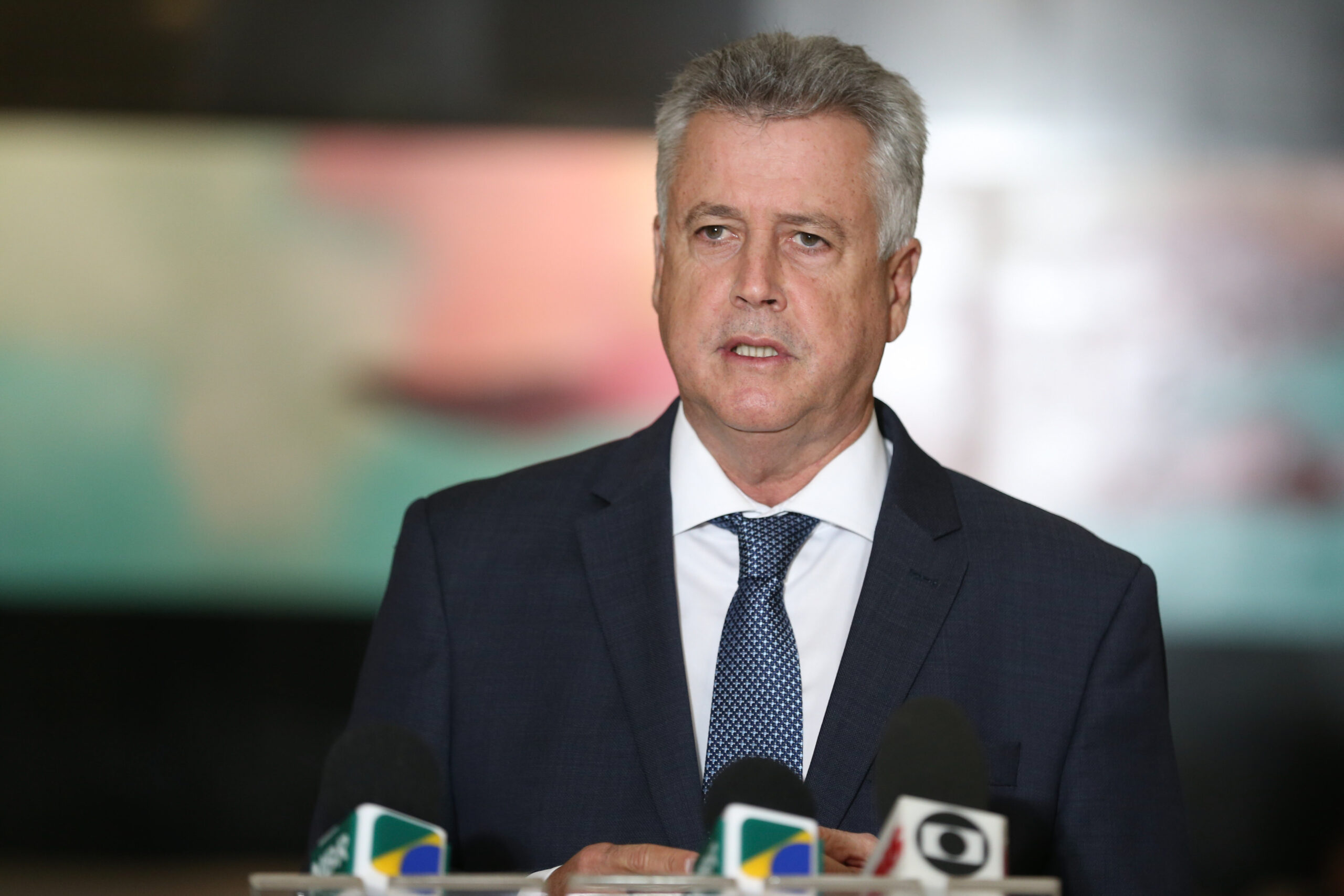 Rodrigo Rollemberg diz que CPI do Banco Master pode quebrar sigilo telefônico de Daniel Vorcaro e apurar pressões políticas.