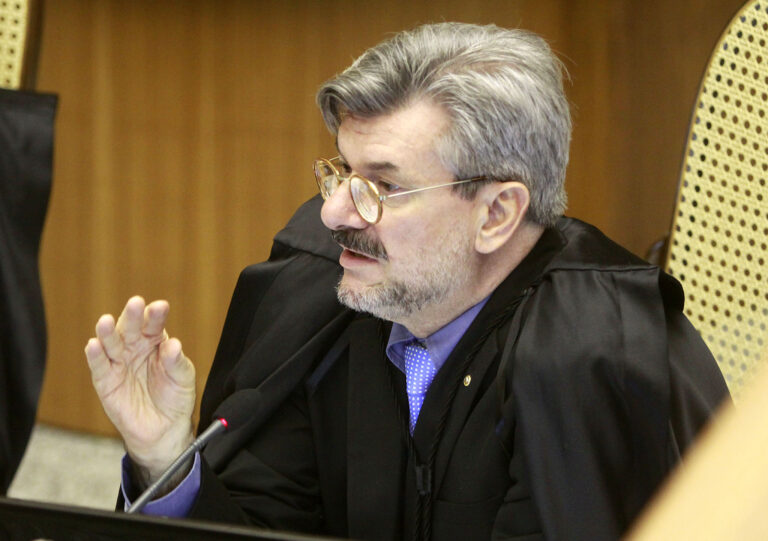 Alerta: Ministro do STJ é alvo de denúncia por assédio sexual