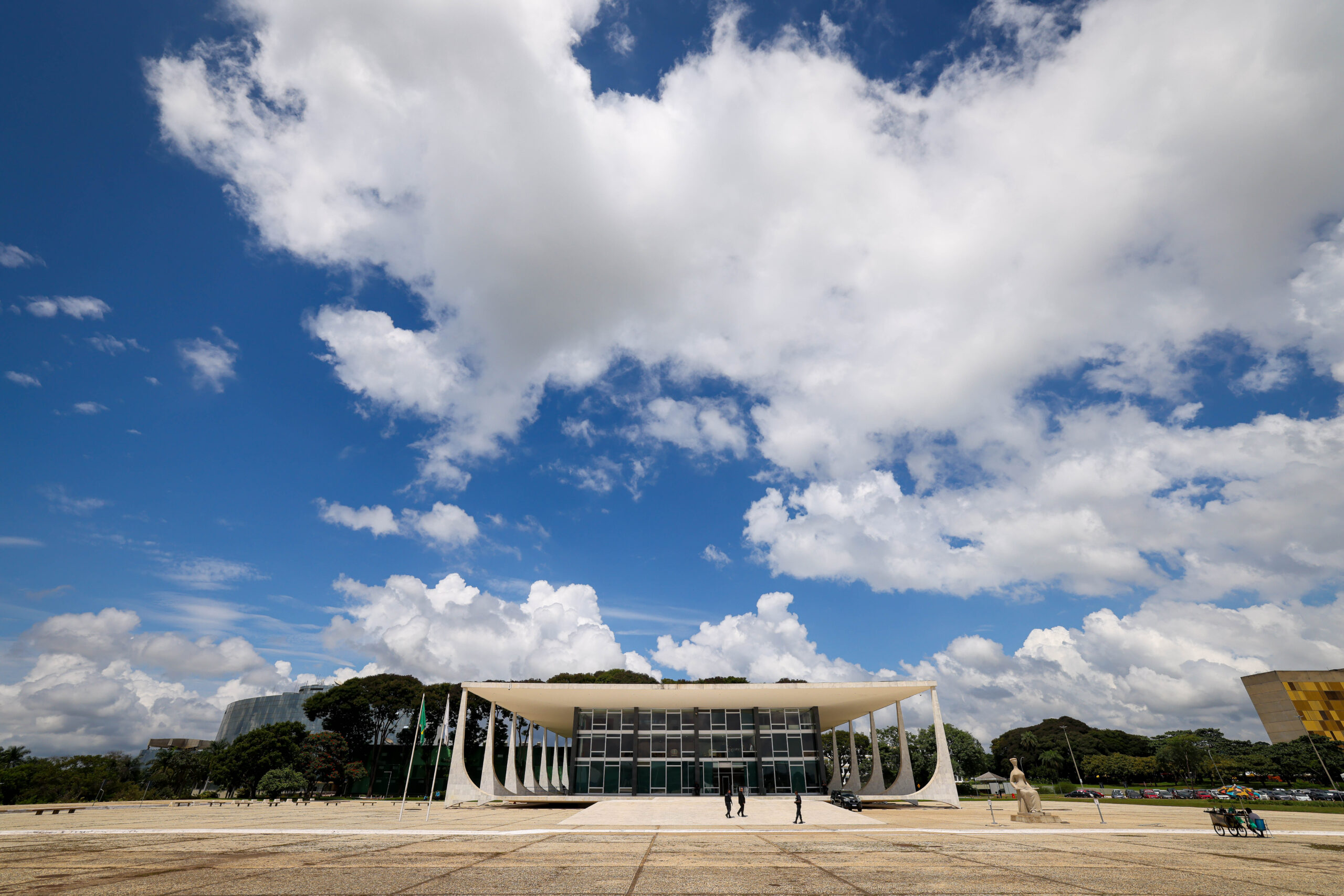 STF retoma julgamento de deputados acusados de desvio de emendas