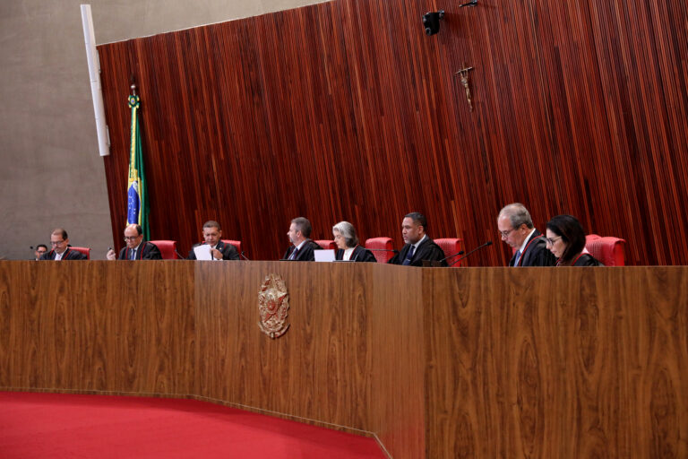 TSE mantém sob sigilo suspensão de perfis nas eleições de 2022