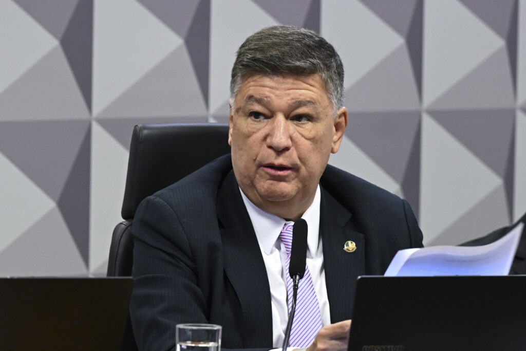 Base governista barra convocação de presidente da J&F na CPMI