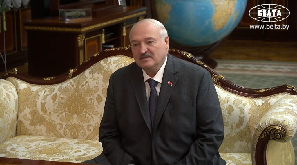 Aleksandr-Lukashenko - Ditador da Bielorrússia oferece ajuda a Lula para eleições “pacíficas”