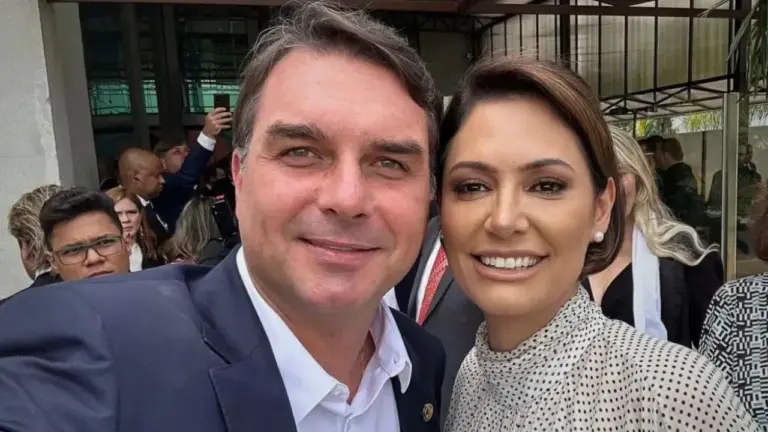 “Tem que perguntar para ele”, diz Michelle sobre conversas entre Flávio e Vorcaro