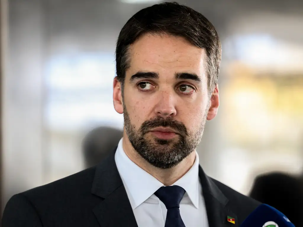 Leite diz que fica no governo do RS se PSD escolher Caiado para Presidência