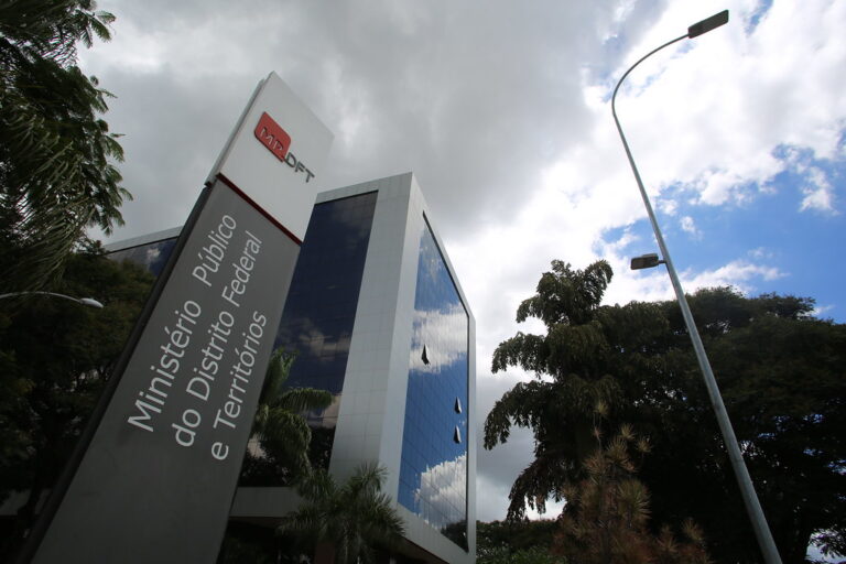 Operação mira suspeita de financiamento do PCC a protestos em Brasília