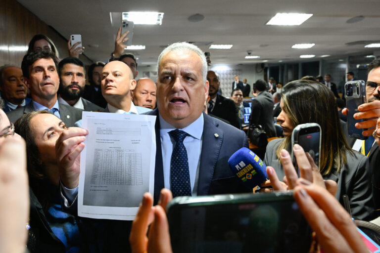 Gilmar manda Lindbergh, Gaspar e Soraya explicarem ofensas na CPMI