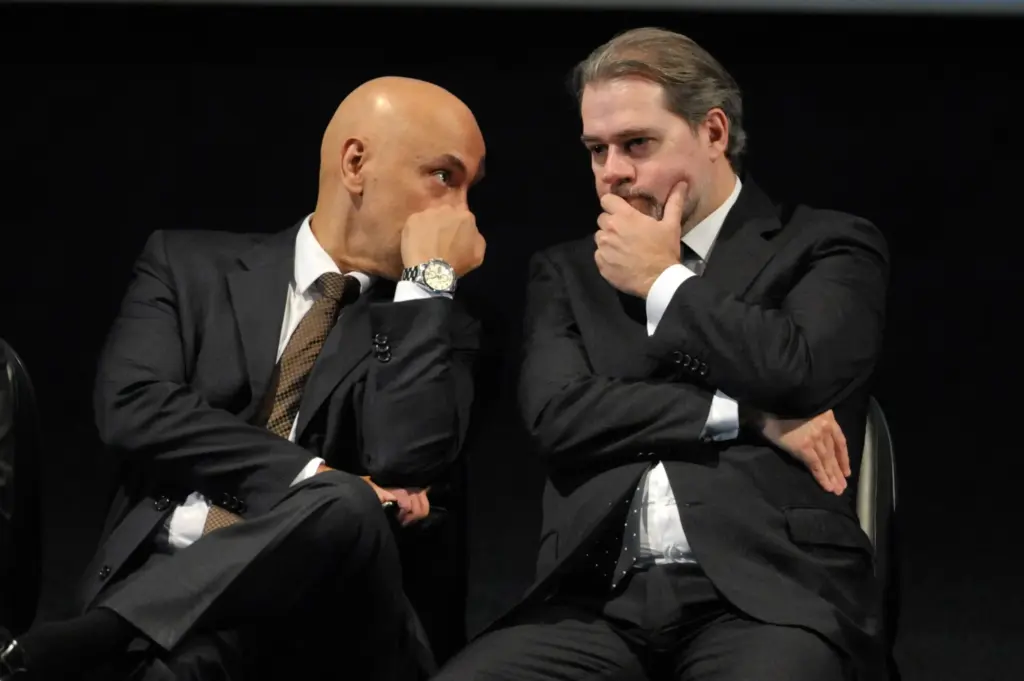 CPMI do INSS: Relatório de Gaspar recomenda investigação de Toffoli e Moraes