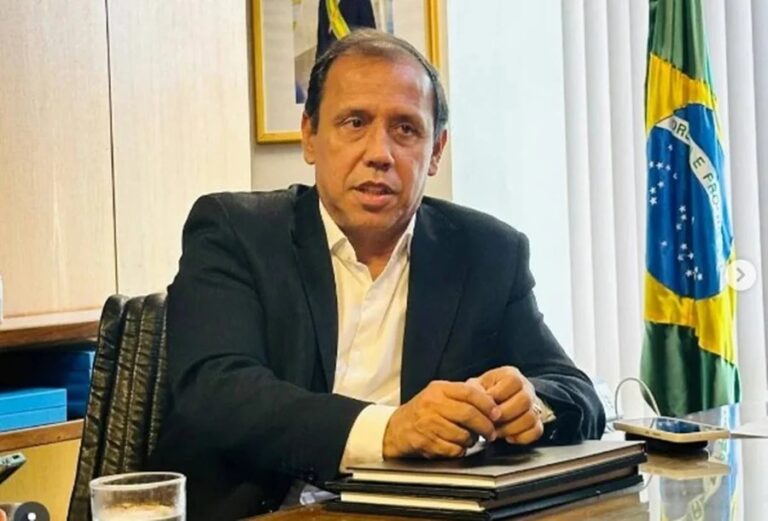 Justiça bloqueia meio bilhão do Sindnapi de irmão de Lula
