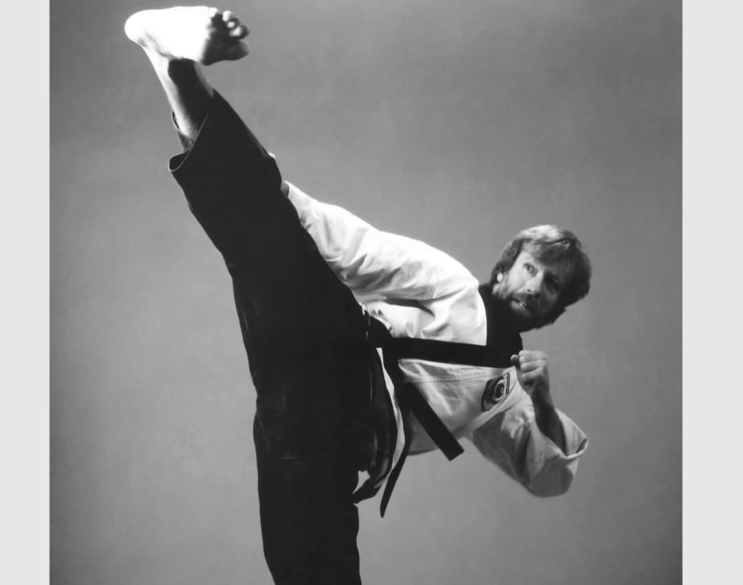 Morre Chuck Norris, lenda dos filmes de ação