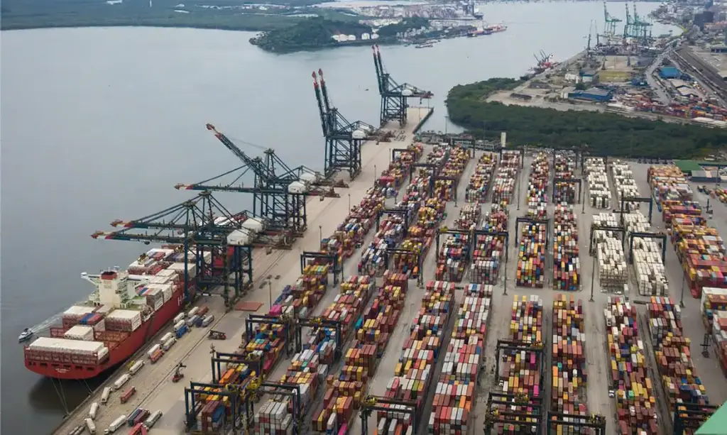 Caminhoneiros cancelam paralisação no Porto de Santos