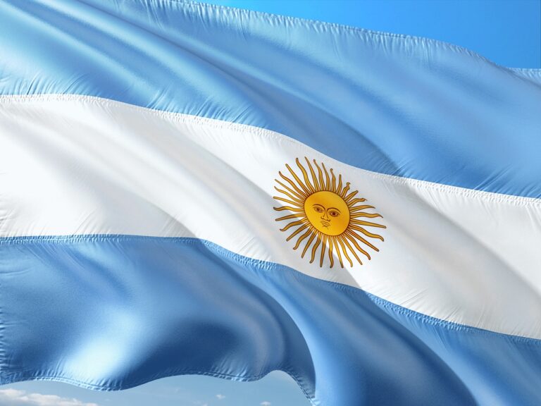 Milei dá 48h para representante máximo do Irã na Argentina deixar o país