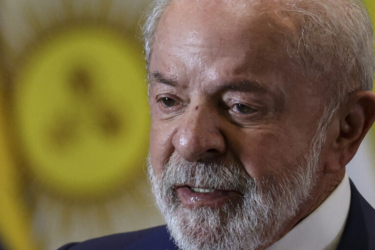 PoderData: Desaprovação de Lula bate 61%