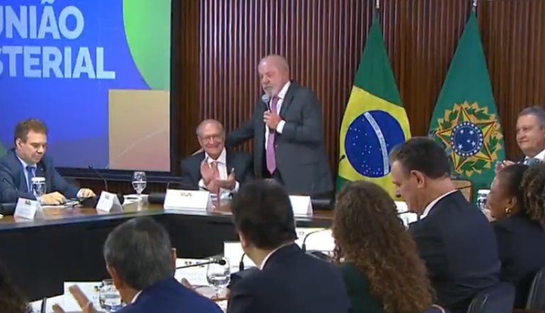 Lula confirma Alckmin como vice na disputa pela reeleição