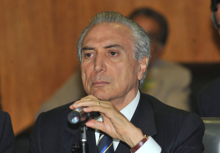 Temer diz que recebeu “honorários, não dinheiro” por consultoria ao Banco Master