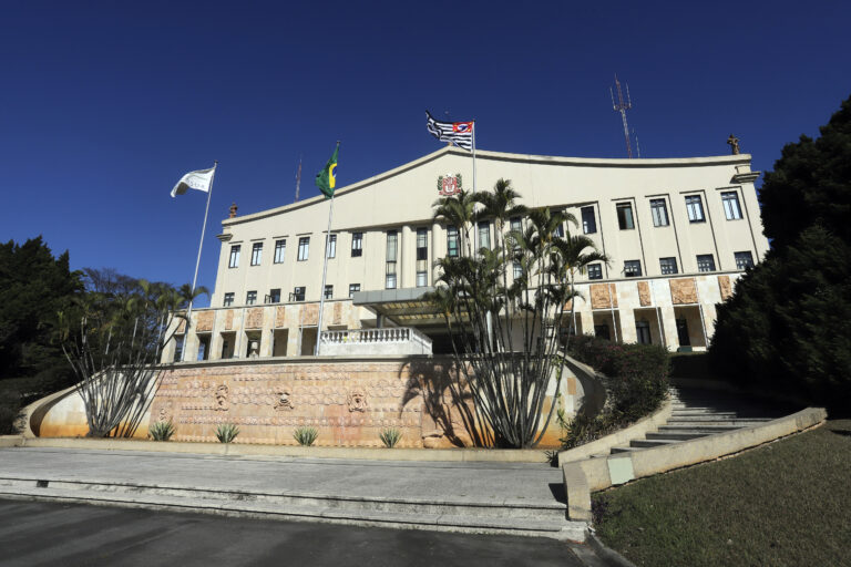Heliponto do Palácio dos Bandeirantes foi usado por PCC na gestão Doria