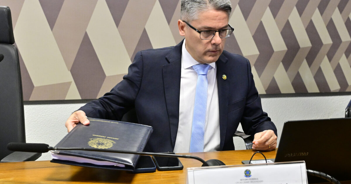 Vieira reage a Gilmar e acusa atuação política de ministro do STF