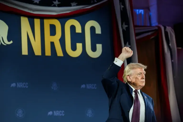 Trump anuncia operações contra corrupção em estados democratas