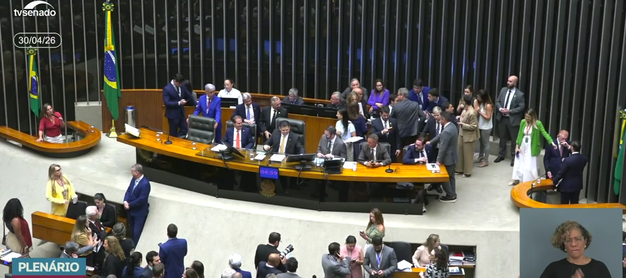 Congresso analisa veto de Lula ao PL da Dosimetria; acompanhe