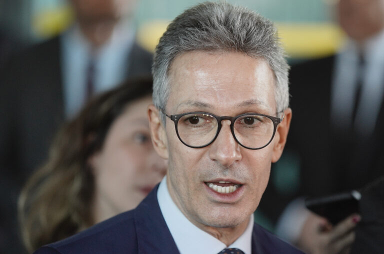 STJ dá 15 dias para Zema se manifestar sobre suposta calúnia contra Gilmar