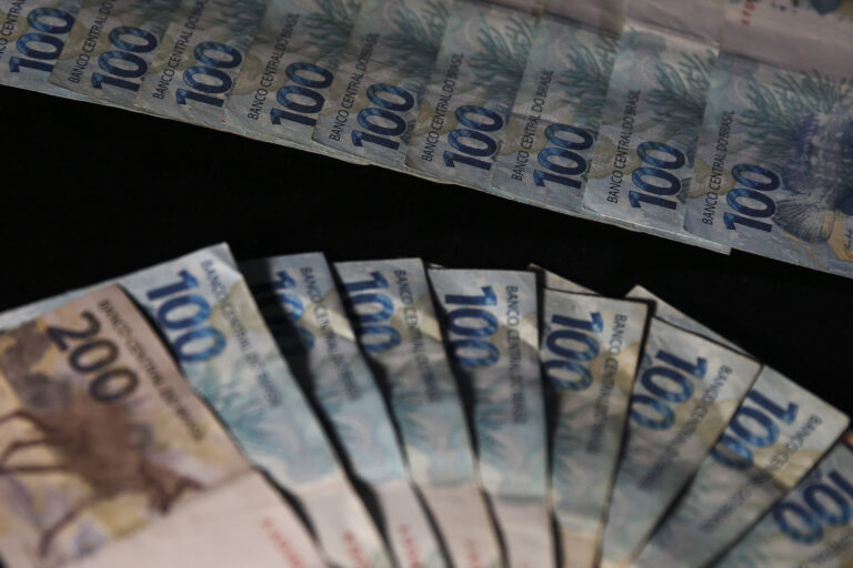 BC: Dívida pública chega a R$ 10,4 trilhões em abril