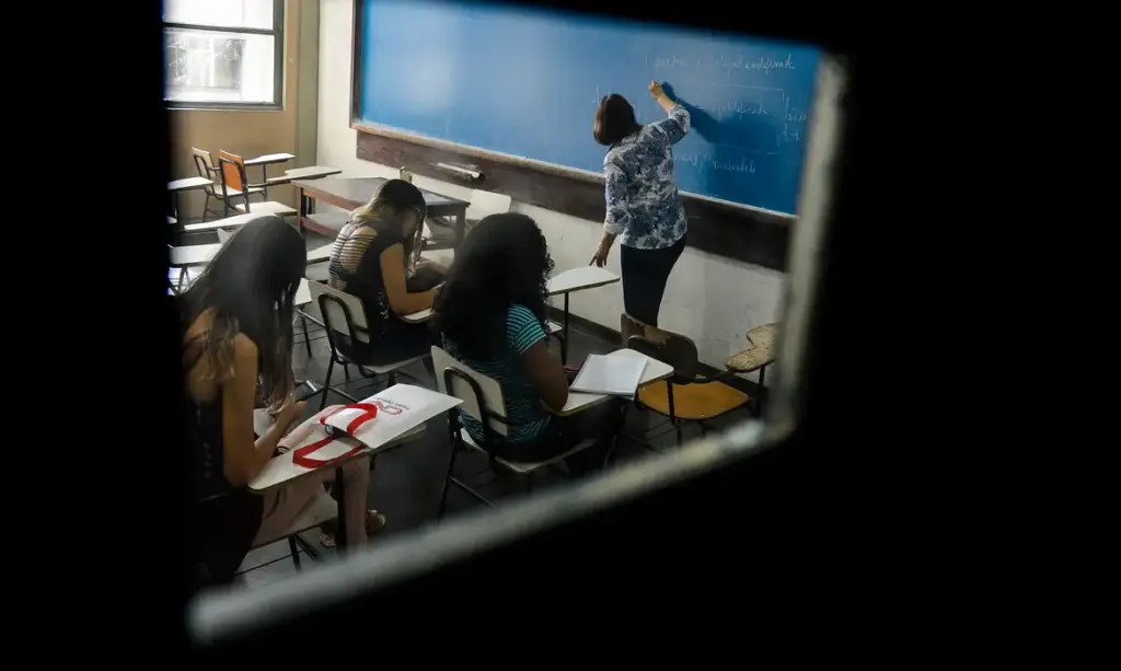 MEC: 35% dos professores não têm nível mínimo para dar aulas