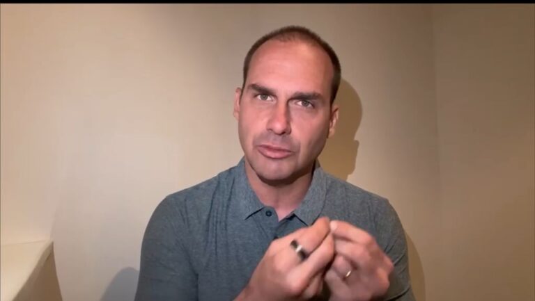 Eduardo Bolsonaro defende rompimento entre PL e Novo