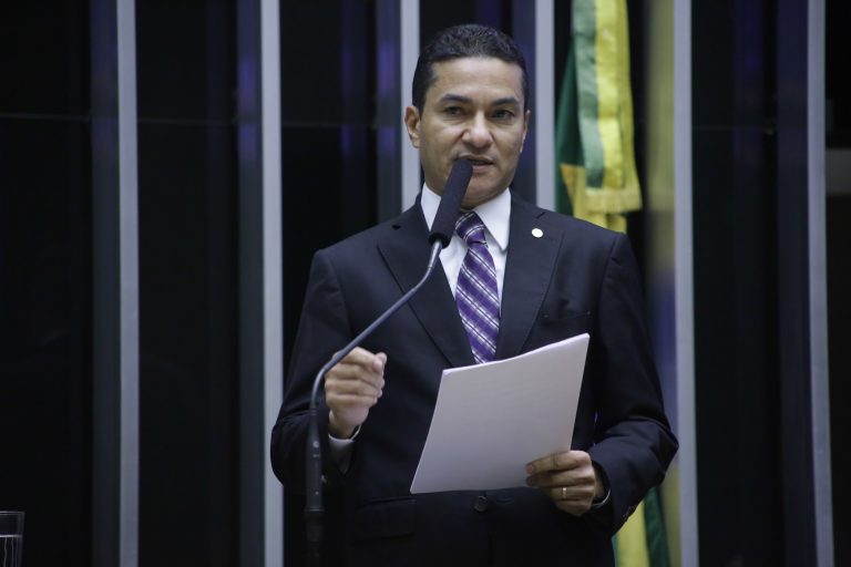 Marcos Pereira critica impeachment de ministros do STF como pauta eleitoral