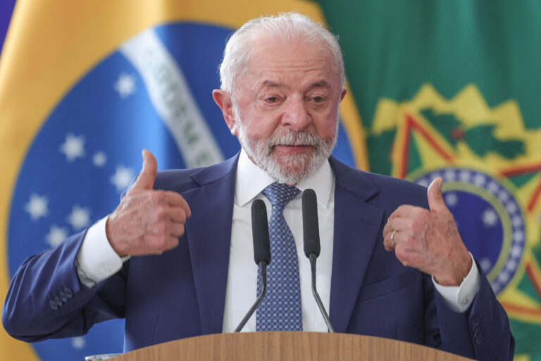 Lula resiste a enviar “Imposto do Pecado” antes da eleição