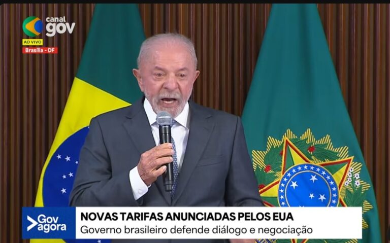 Lula orienta ministros a repetir ataque a Eduardo e Flávio Bolsonaro