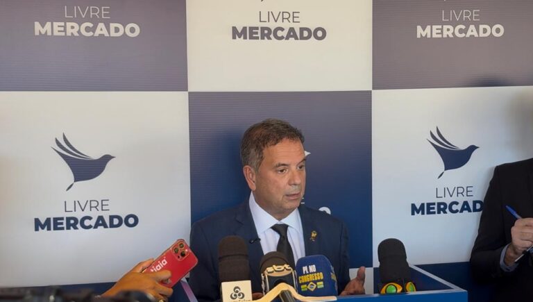 “O governo uma ação eleitoreira”, diz Marinho sobre fim da 6×1
