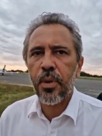 Elmano finalmente se pronuncia sobre fazenda de maconha, mas não exonera ninguém