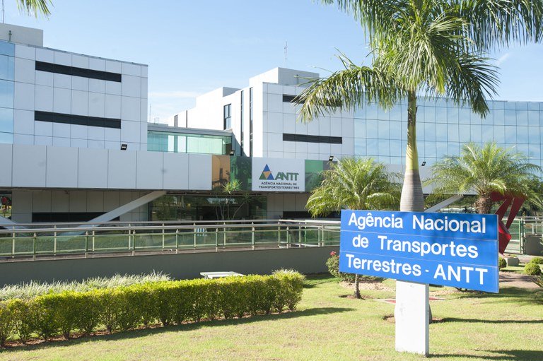ANTT troca empresa investigada por contrato maior e mantém ligação com grupo alvo da PF