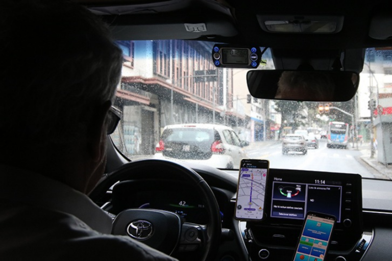 TST: Motoristas de app têm maior risco de endividamento