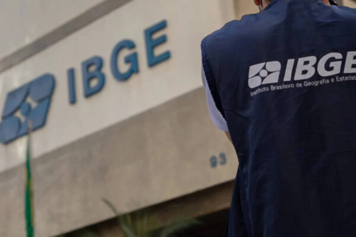Contrato de R$ 76 mii do IBGE alerta sobre controle de dados dos brasileiros