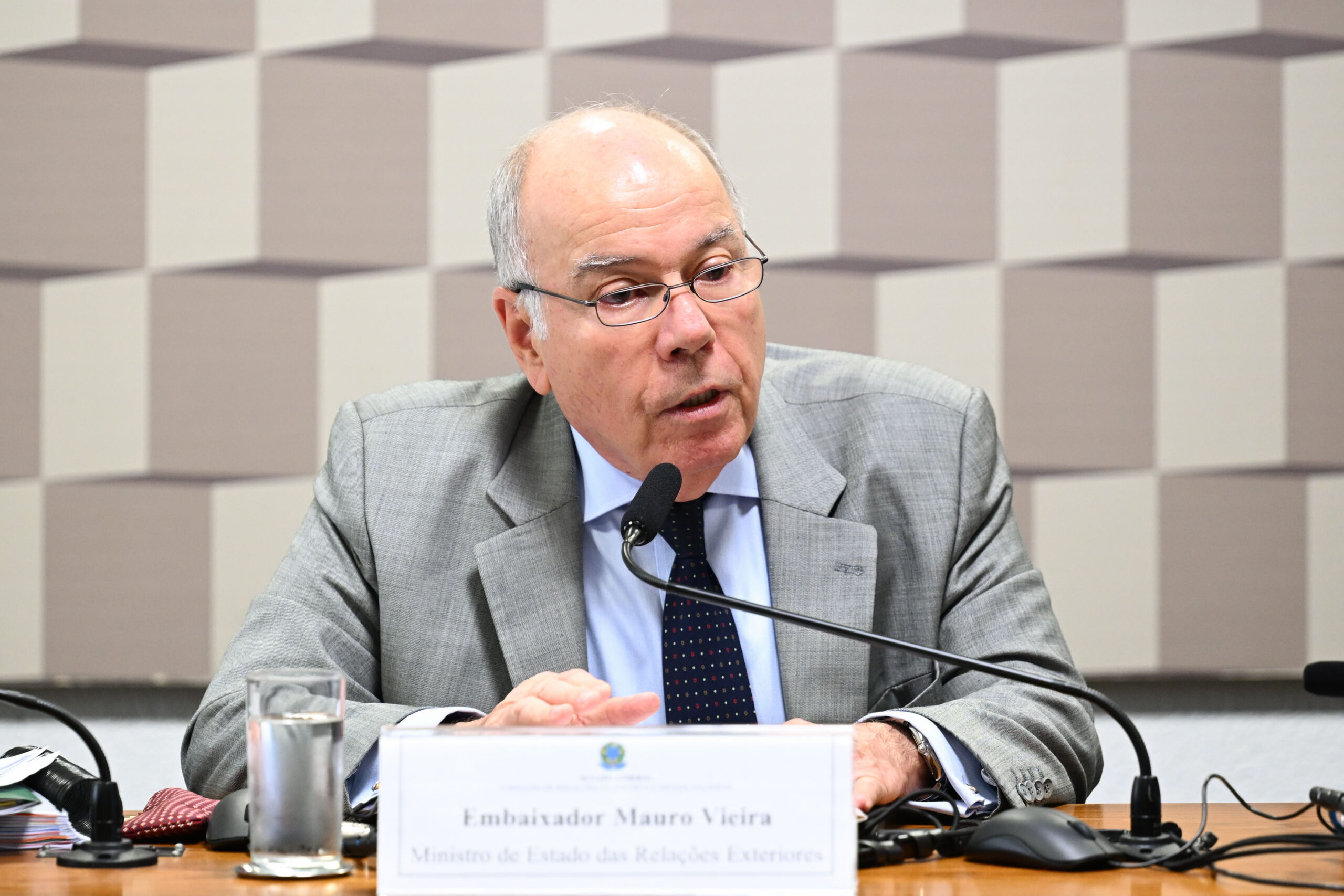 ministro de Estado das Relações Exteriores do Brasil, embaixador Mauro Vieira