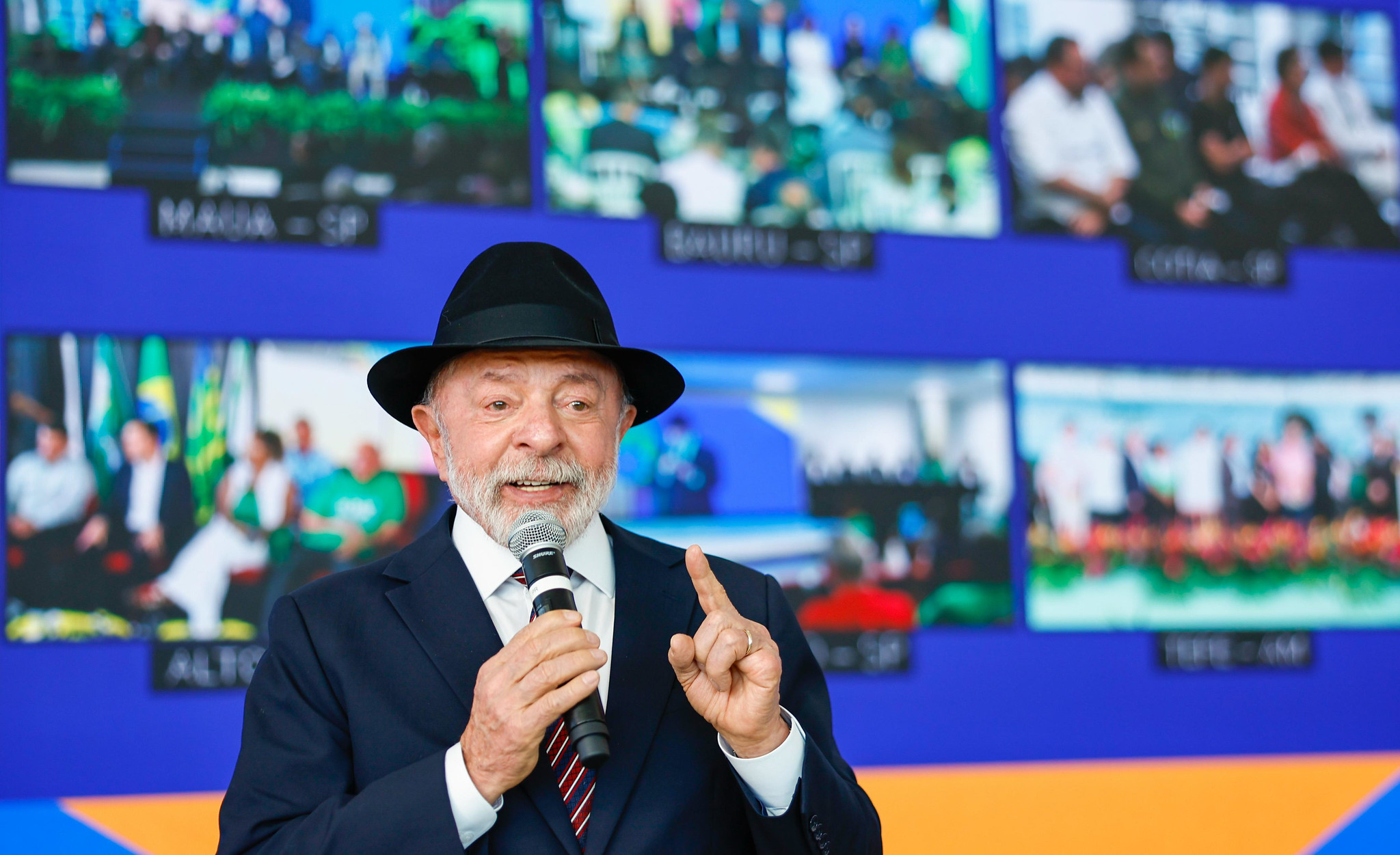 Presidente da República, Luiz Inácio Lula da Silva, durante Cerimônia de Entregas Simultâneas do Governo Federal para Moradia, Saúde e Educação, no Palácio do Planalto, Brasília-DF. Foto: Ricardo Stuckert / PR