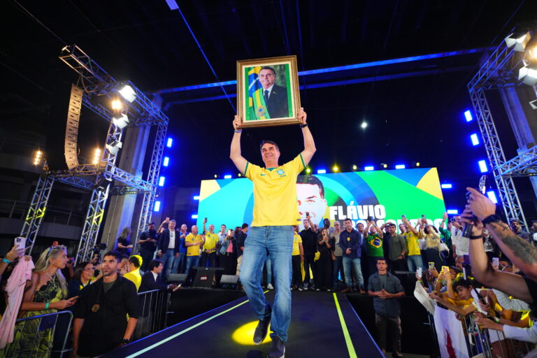 Evento do PL no Rio sinaliza união em torno de Flávio Bolsonaro