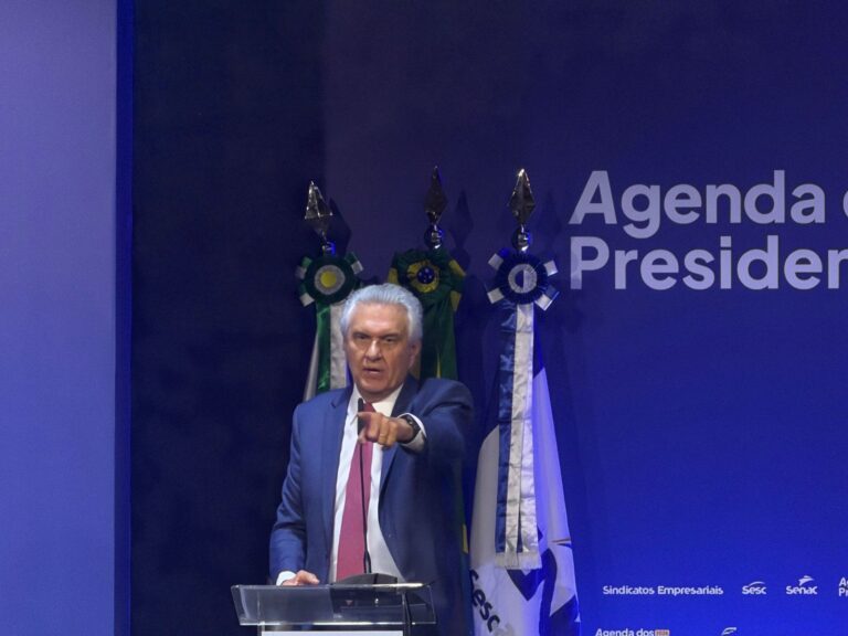 Caiado critica fim da 6×1: “Ele quer ganhar eleição. Ponto final”