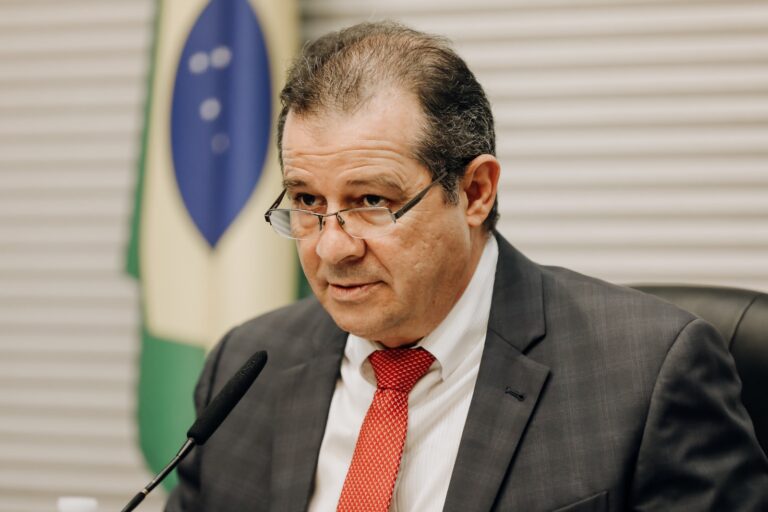 Deputado do PT usa verba da Alesp para alugar imóvel de assessora do gabinete