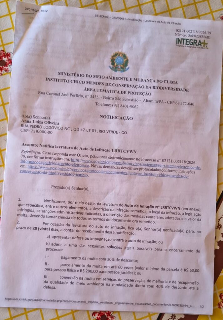 Notificação entregue pelo ICMBio à Anna Luiza