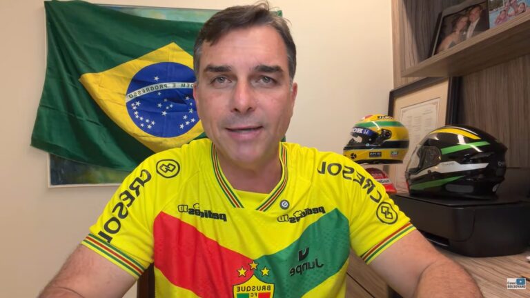 “Ladrão de celular vai ficar preso”, promete Flávio Bolsonaro