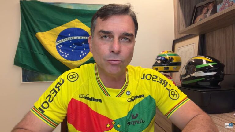 “Lula cavou essa tarifa”, diz Flávio Bolsonaro sobre nova sobretaxa dos EUA