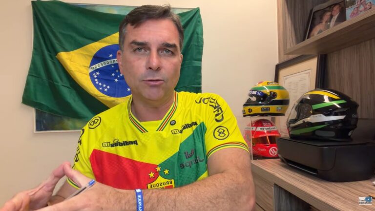 “Estão jogando sujo”, diz Flávio Bolsonaro ao citar ação no TSE contra quadrilha digital