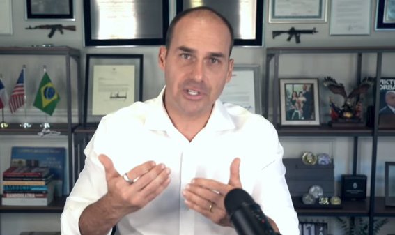 Eduardo no ALive: Não ficaria surpreso se tentassem derrubar candidatura do Flávio