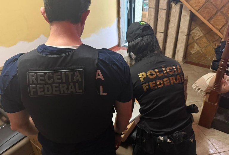 PF faz operação no Rio contra desvio de R$ 350 mil em bens da Receita