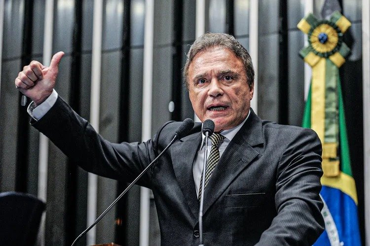 PL oficializa Álvaro Dias como candidato ao governo do Rio Grande do Norte
