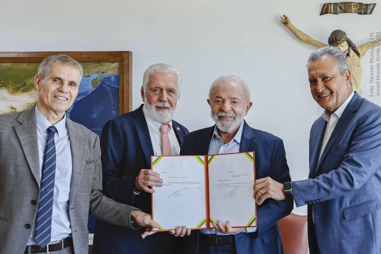 Exclusivo: Agência de Sidônio tem 1,5 bilhão em contratos com gestões do PT na Bahia
